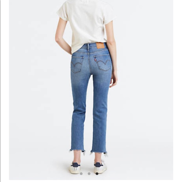 Levi’s 724 high waisted straight crop jeans - Picture 3 of 4